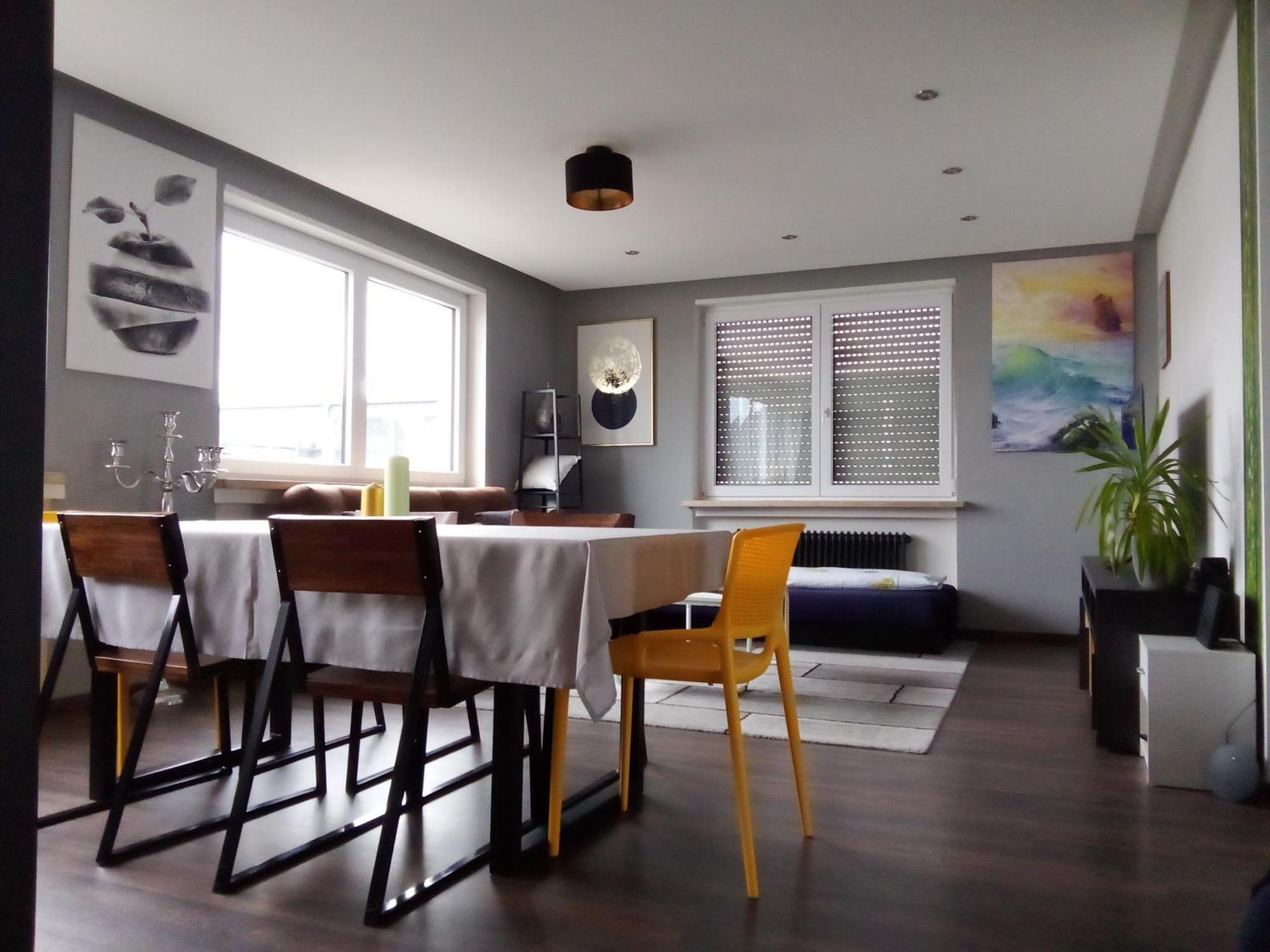 Apartments - Geraeumige 95 Qm Mit Balkon Augsburgo Exterior foto